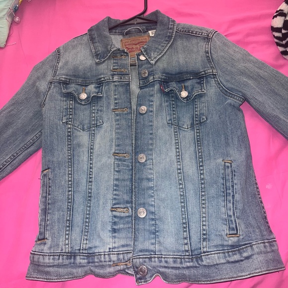 Levi's Jean Jacket - Picture 5 of 7